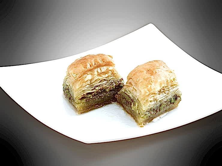 C 761 Fıstıklı Baklava